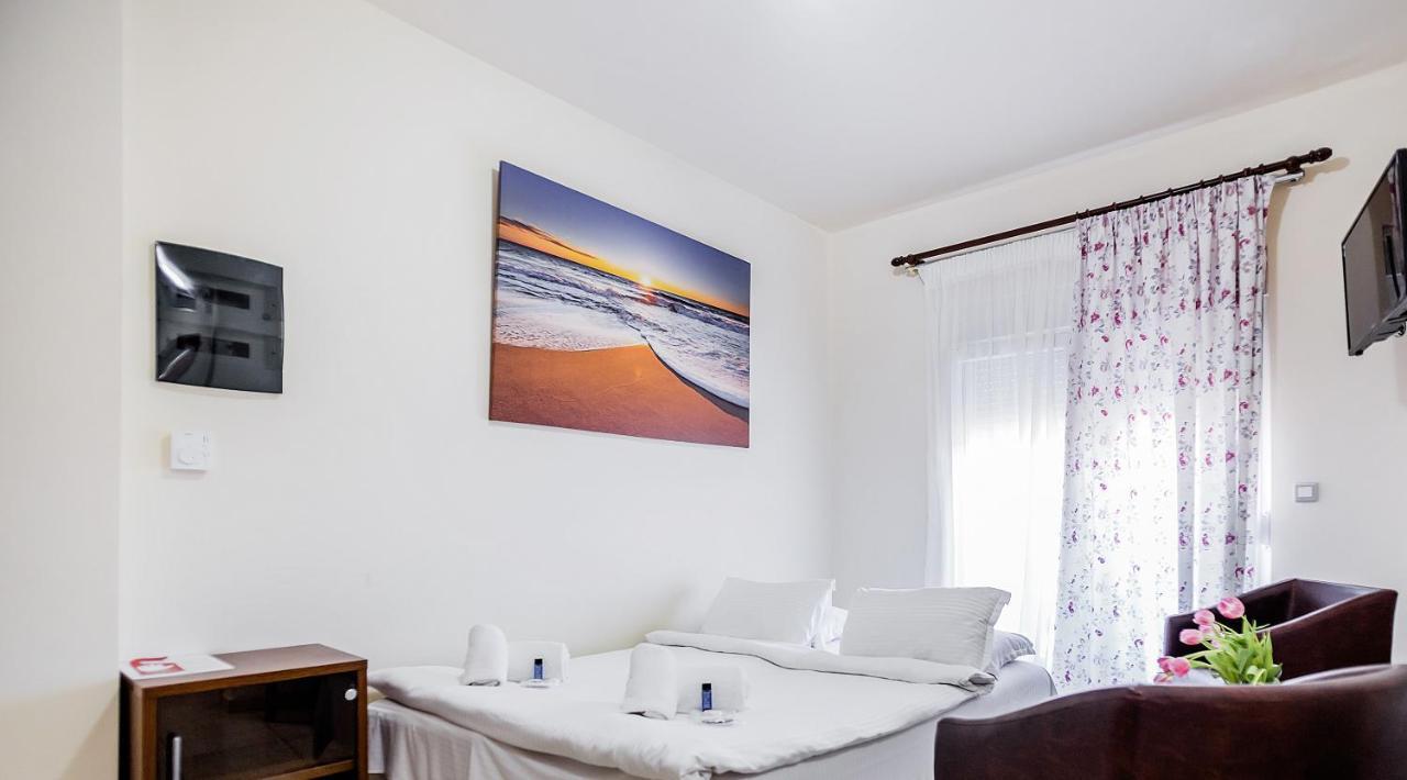 Thalassa Apart Hotel Alexandroupoli Bagian luar foto