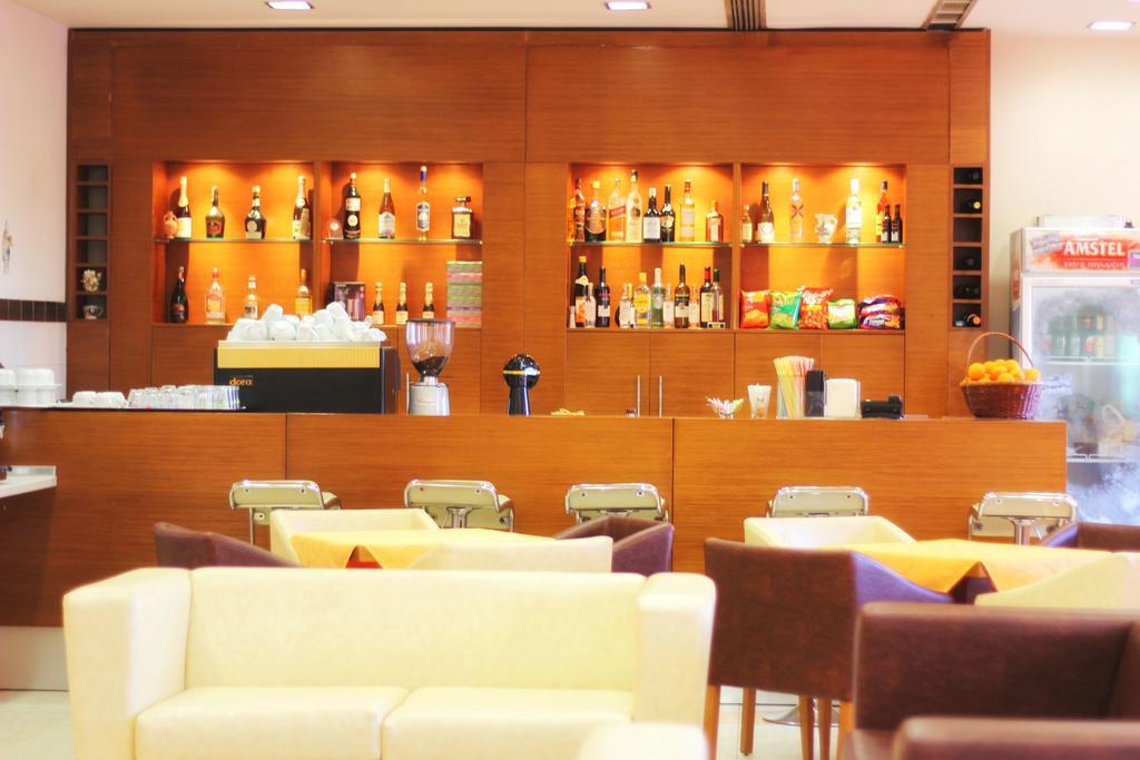 Thalassa Apart Hotel Alexandroupoli Bagian luar foto